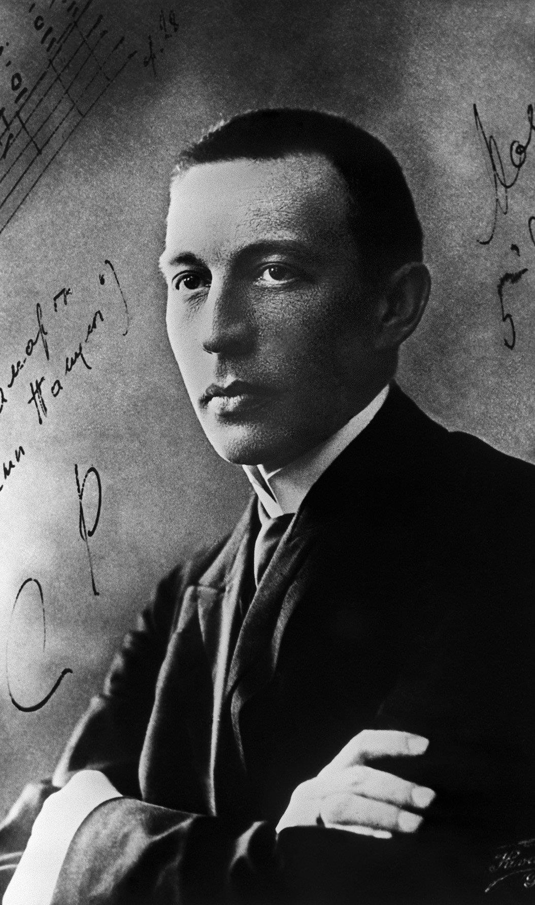 sergei rachmaninoff Here is a video of the beginning of rachmaninoff’s piano concerto no 2this is one of my favourite pieces of music i just wish i could play it. sergei rachmaninoff Here is a video of the beginning of rachmaninoff’s piano concerto no 2this is one of my favourite pieces of music i just wish i could play it.