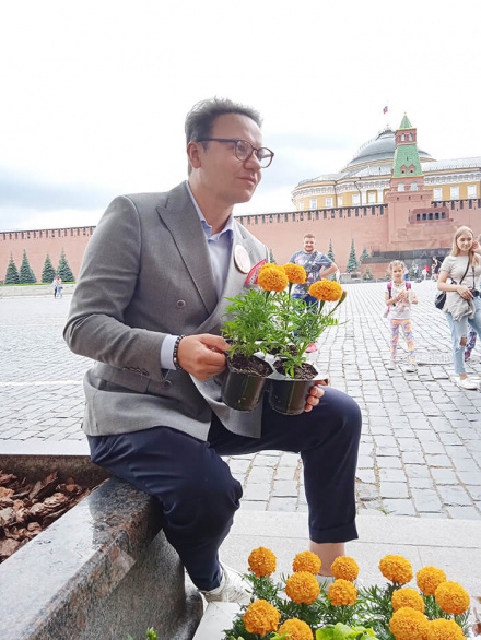 Александр Олешко: Я артист, я всегда в цветах! Александр Олешко: Я артист, я всегда в цветах!